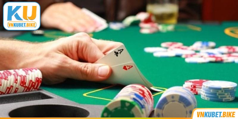 Game bài poker siêu hấp dẫn và kịch tính tại Kubet